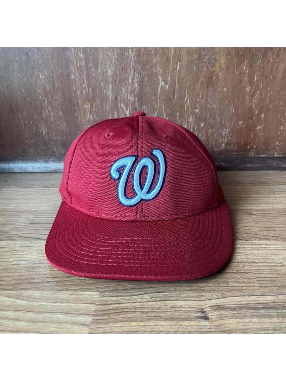 Y2K Washington flat brim hat size s/m